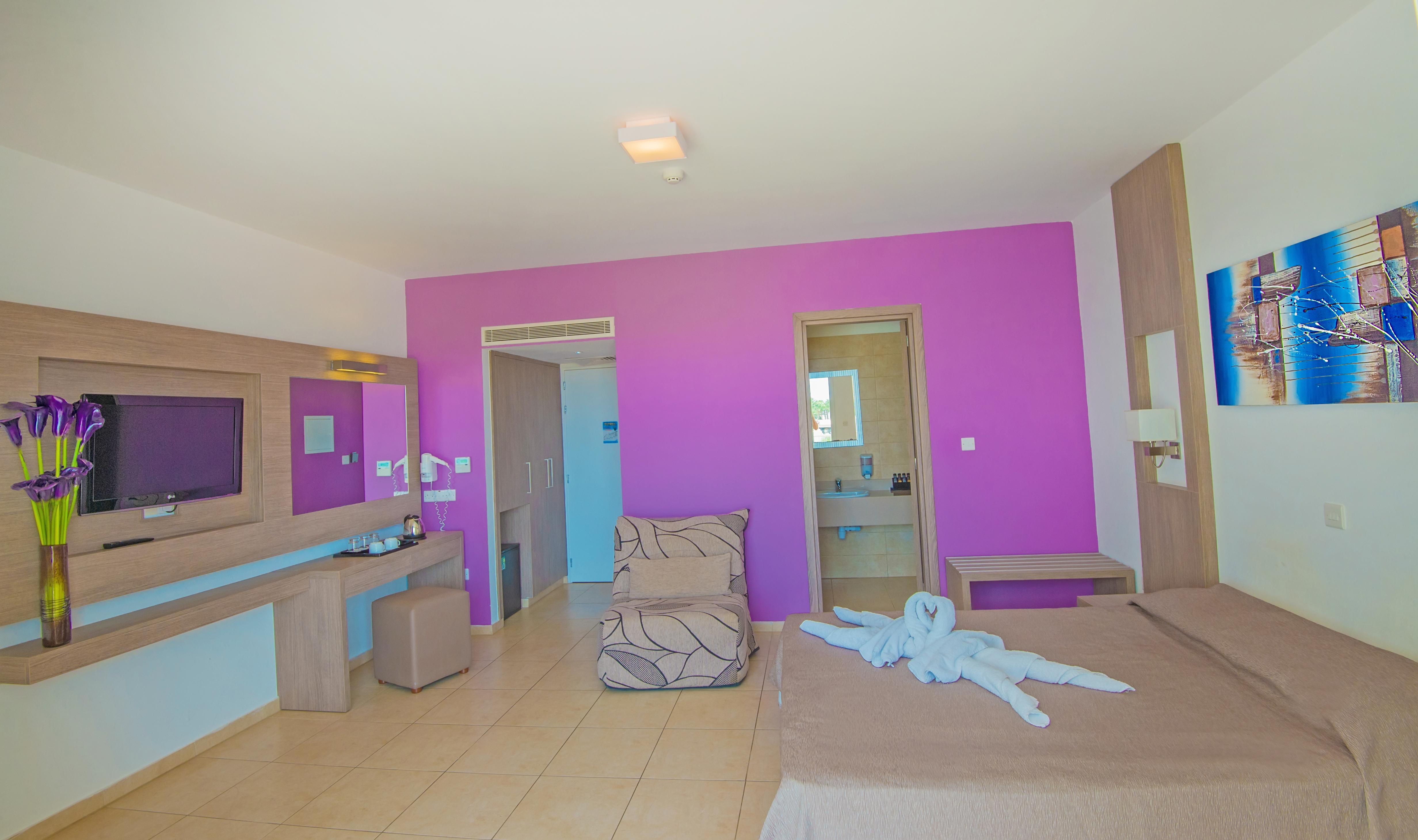 New Famagusta Hotel & Suites Ayia Napa Exterior photo